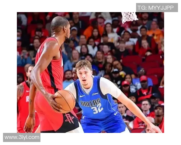 火箭险胜独行侠，阿门申京关键表现，杜兰特状态低迷奥科吉投篮失准，伊森稳健发挥助队取胜